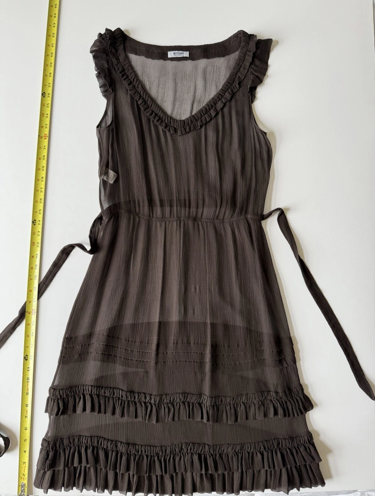 Abito Moschino economico e chic in seta con volant marrone trasparente a strati Italia tg 10 44