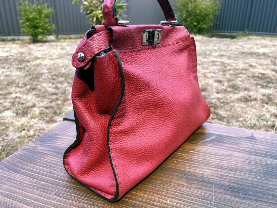 Подлинный FENDI Peekaboo красный чехол/верхняя ручка сумка - Изображение 4 из 4