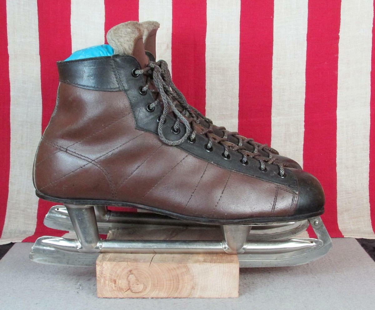 Vintage 1940s CCM Leather Ice Hockey Skates 2-Tone Brown