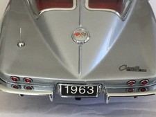 Franklin Mint 1963 Corvette Fiberglass Edition Complete Franklin Mint 1963 Corvette Fiberglass Edition Complete