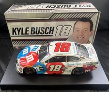 KYLE BUSCH 2020 THANK YOU HEROES PATRIOTIC M&...