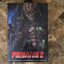 NECA Predator 2 Ultimate Battle Damaged City Hunter Figure w/ Accessories