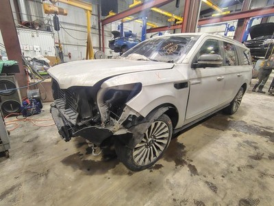 Used Steering Column fits: 2019 Lincoln Navigator power tilt and telescopic w/he