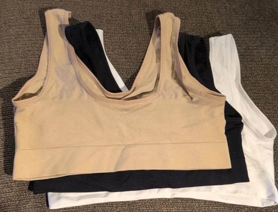 (3) Genie Bra XL Full Coverage Pullover Seamless Sports Bras Beige, Black, White - Image 2 of 4