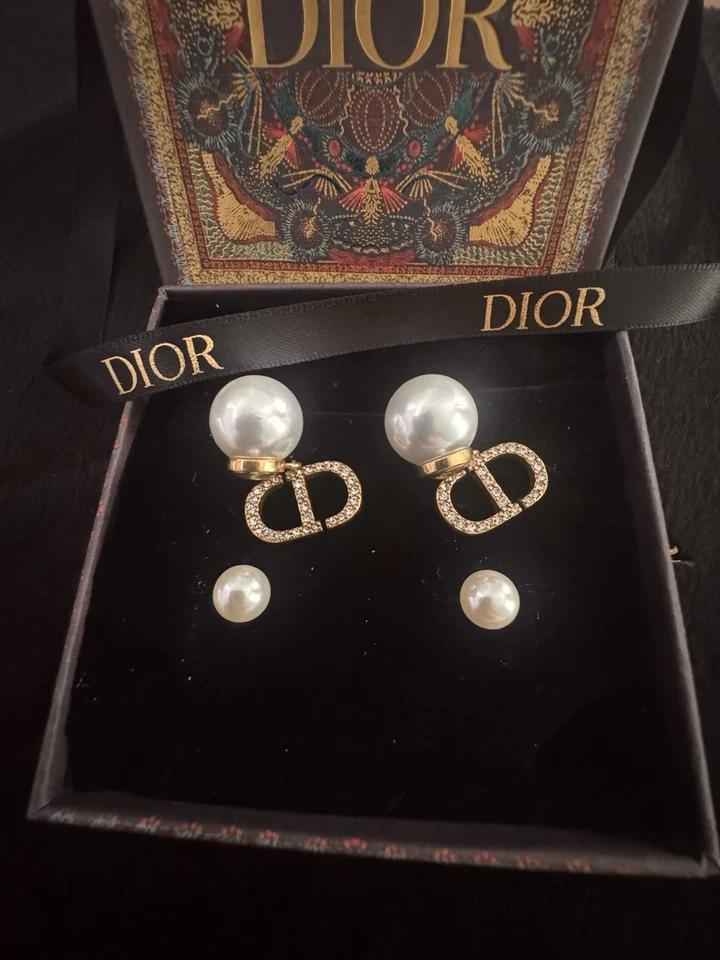 Pendiente vintage de perlas doradas Dior con caja #66775 Foto 2 de 4