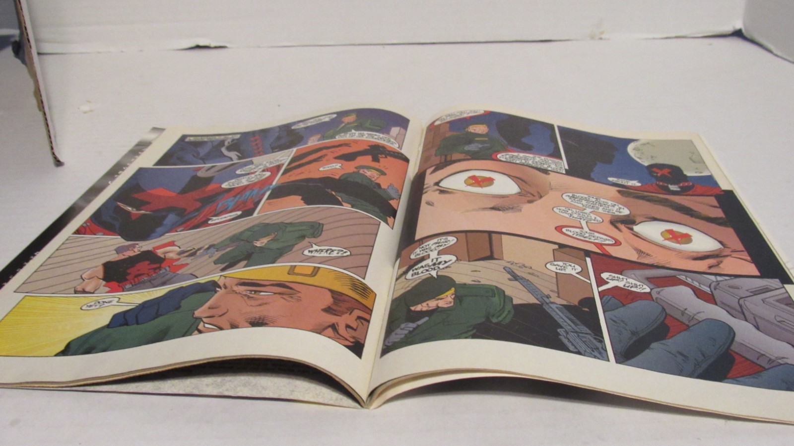 Dark Horse Comic Dark Horse Heros 1996 Light Wear See Photos