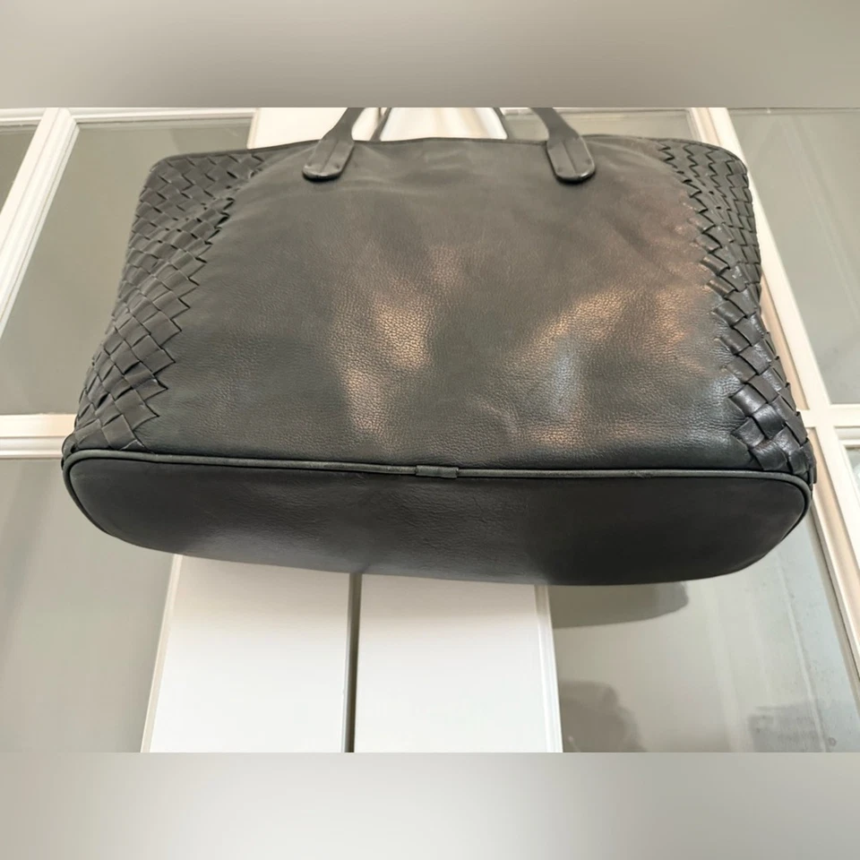 Bolso de Mano Cole Haan de Cuero Tejido Negro Foto 4 de 4