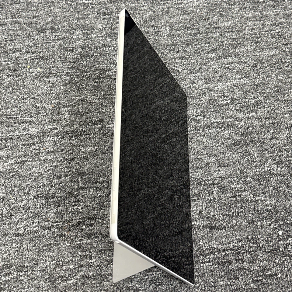 Microsoft Surface Pro 4 12.3" 512GB 16GB Intel(R) Core(TM) i7-6650U CPU @ 2.2GHz Foto 3 de 4