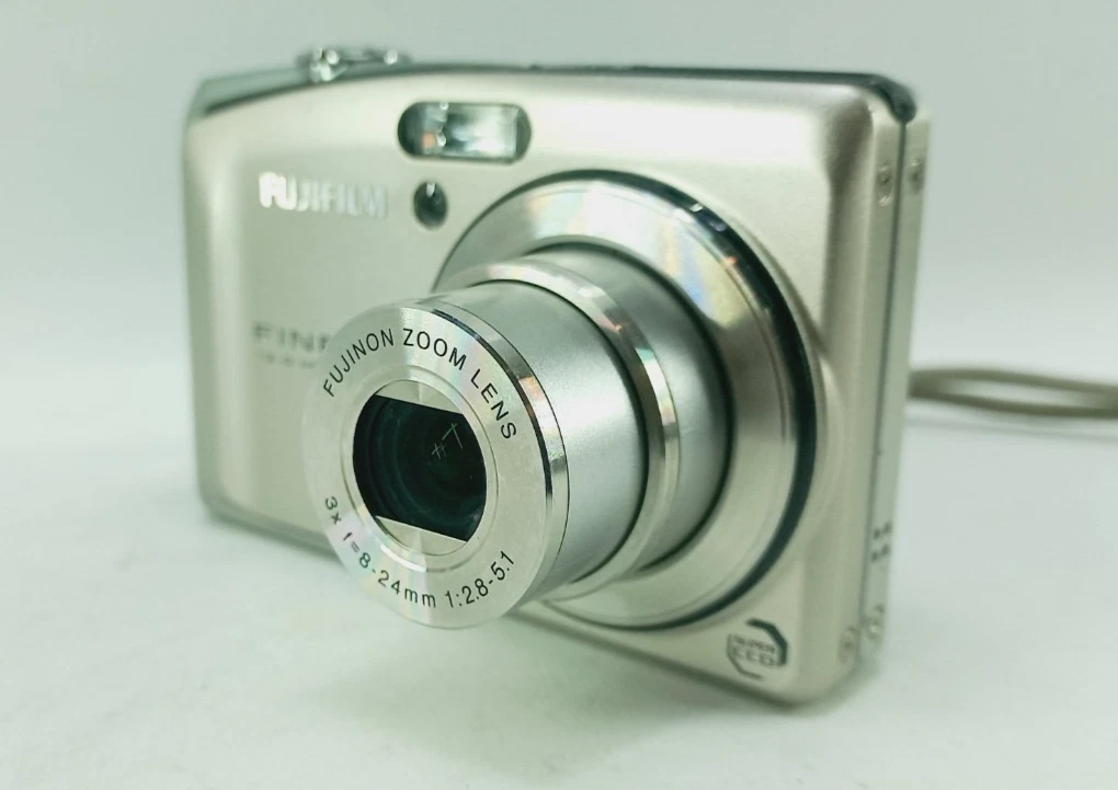 Fujifilm FinePix F50fd Digital Cameras for Sale | Shop New & Used