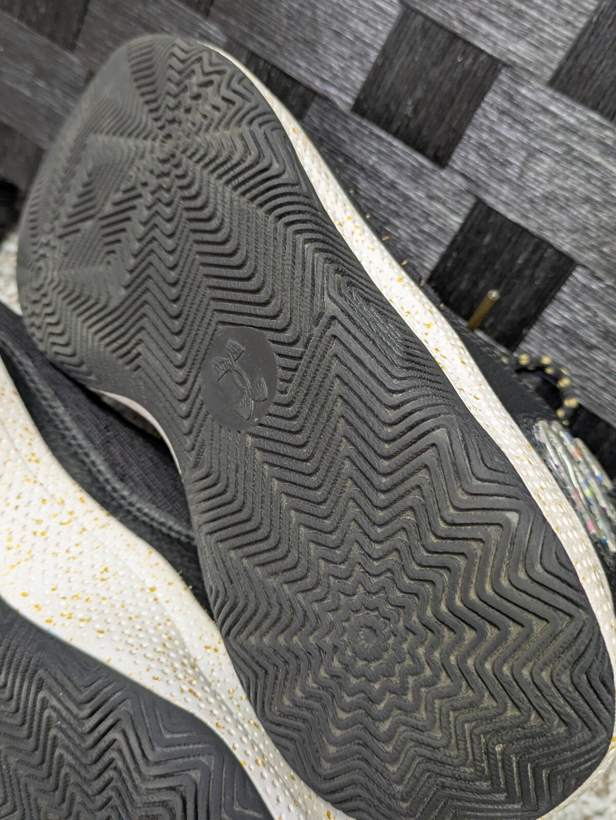 Under Armour Youth Steph Curry 3Z7 Basketball Shoes Size 6Y Black thumbnail 15