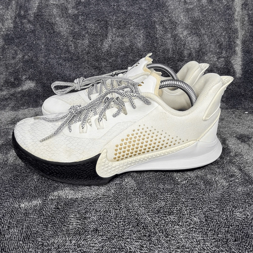 Men\'s Nike Mamba Fury Sneakers Shoes White Metallic Gold Size 8.5 Nike Mamba Fury White Metallic Gold for Sale | Authenticity  main image 4