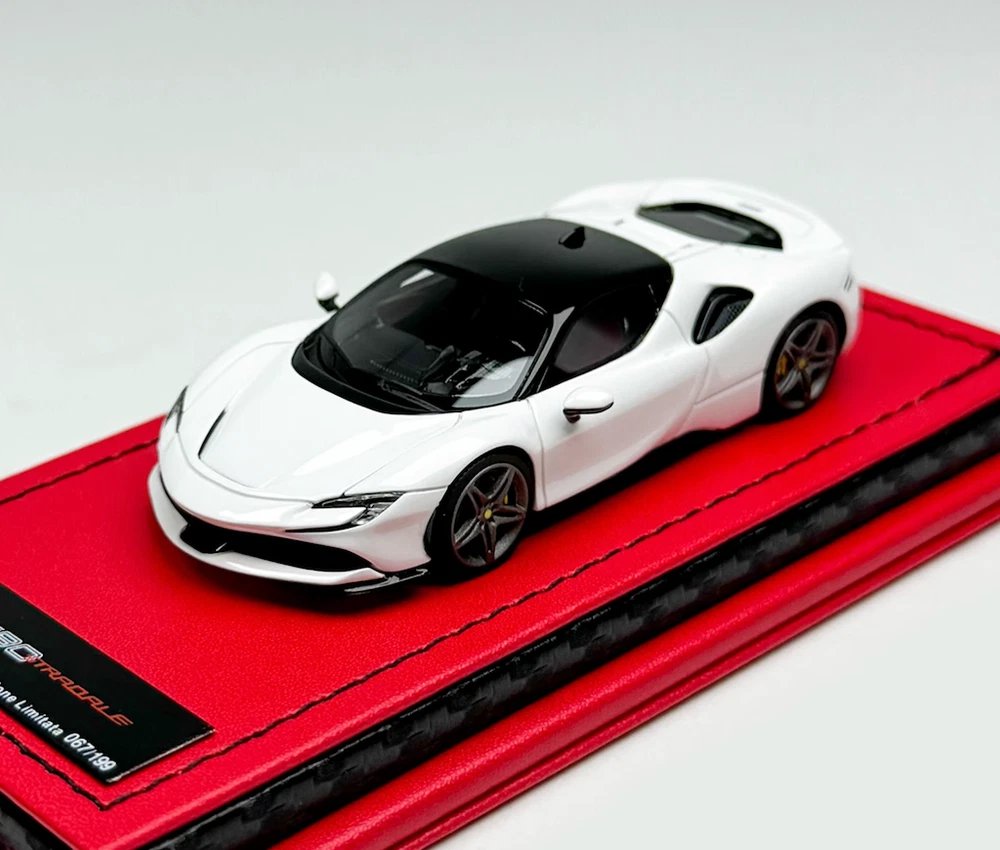 ART 1:64 White SF90 Stradale Hard Top Racing Sport Model Diecast Resin Car