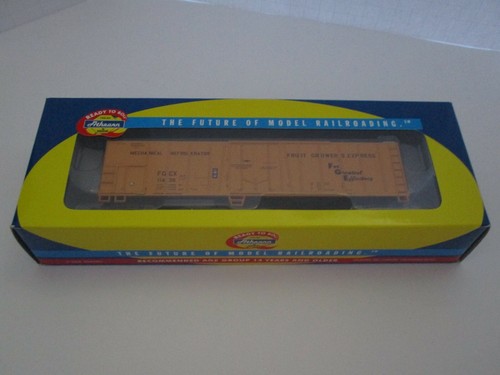 Tren refrigerador mecánico Athearn HO tren cultivadores de frutas Express 50' 7572 FGCX 11439 NUEVO EN CAJA - Imagen 3 de 4