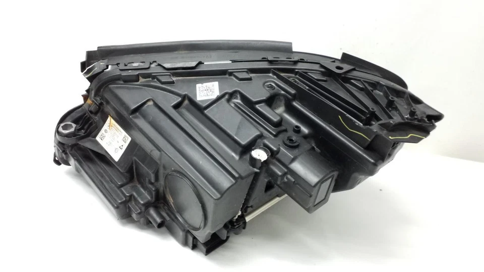 MERCEDES E CLASS (W213) 2016- Scheinwerfer Headlight A2139068808 - Bild 3 von 4
