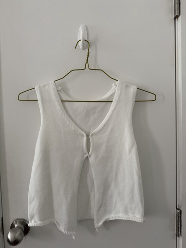 White Knit Tank Sweater Vest Front Clasp Beachy Going Out Top No Brand Sz Sm/M