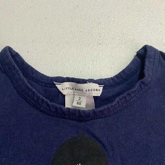 Camiseta Little Marc Jacobs Miss Marc Bowling Talla 2 Gráfico Estampado Foto 4 de 4