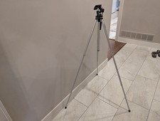 Vintage Velbon ME-3 Camera Tripod Made In Japan Camcorder Std Thread Mount