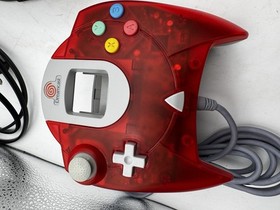 Sega Dreamcast HKT-3020 Console 2 Controllers Memory Card Powers On READ