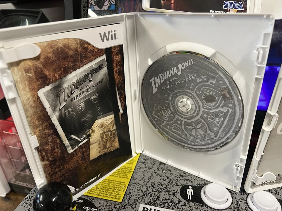 Wii CIB Lot of 3: Indiana Jones & the Staff of Kings + Iron Man + 007 Quantum - Image 4 of 4