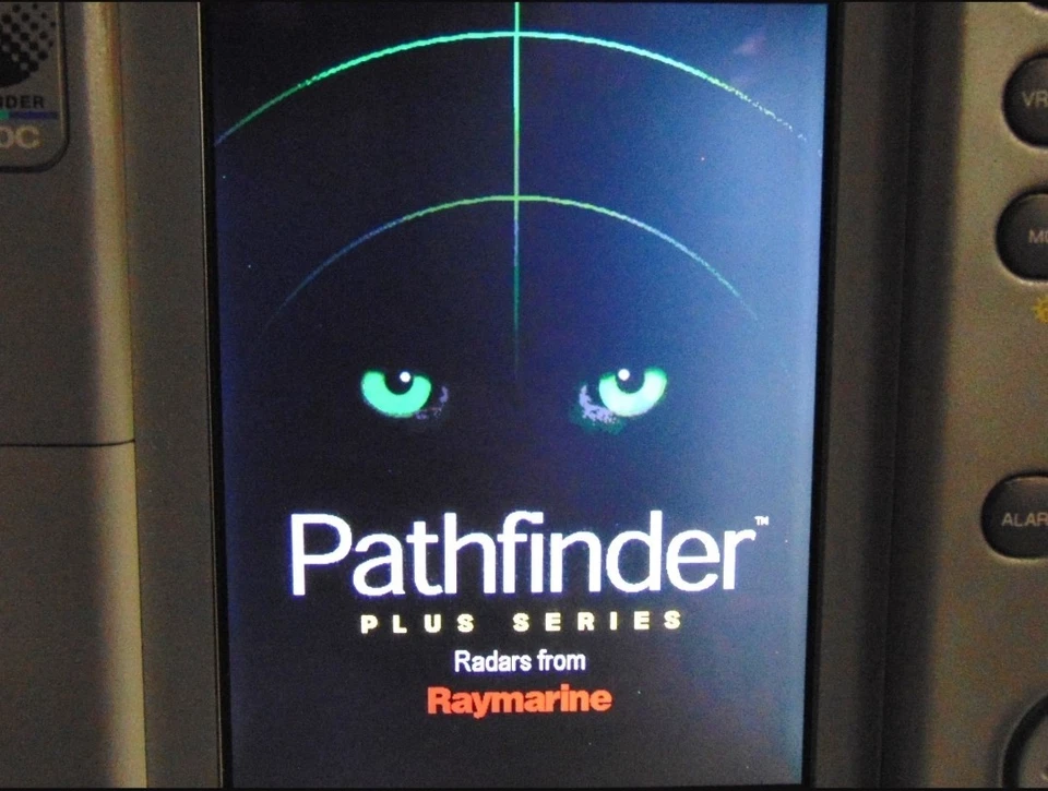 Raymarine RL70C+ HSB2 Pathfinder Display E52033 Chartplotter Head Unit  - Image 2 of 4