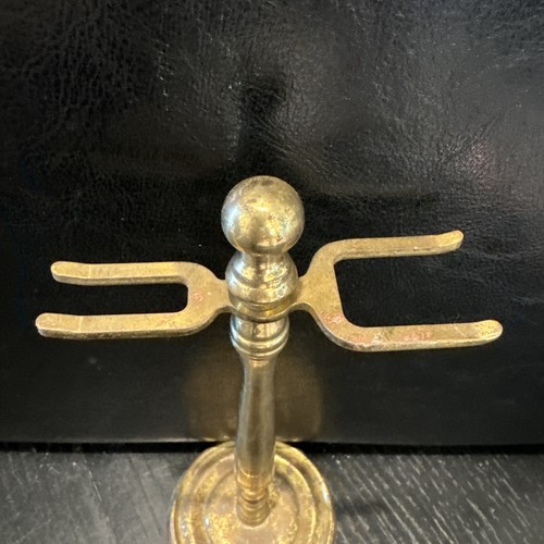 VTG Brass Shaving Stand Gold Tone Razor Shaving Tool Holder 7.5”h - Picture 3 of 6