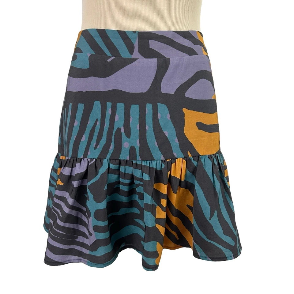 FALDA COREY LYNN CALTER Nueva M Anthropologie Tiger Mini Volantes Nueva con Etiquetas Estampado Punk Foto 4 de 4