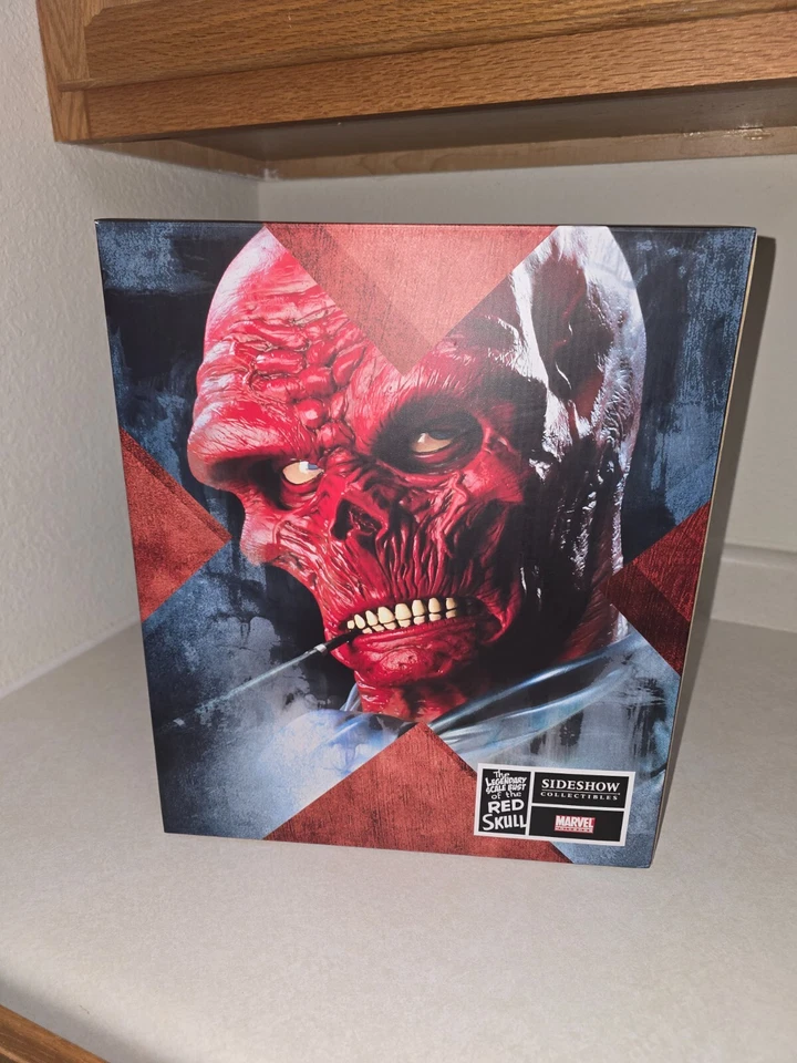 Busto de calavera roja de Sideshow Collectibles Foto 4 de 4