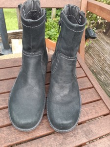 ecco boots size 5
