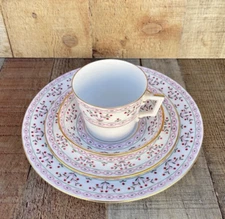 Royal Crown Derby "Brittany" Bone China 4 Piece Place Setting Cup, Saucer, Plate