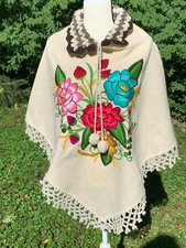 Mexican Poncho Embroidered Natural Wool Chiapas Flowers 2018