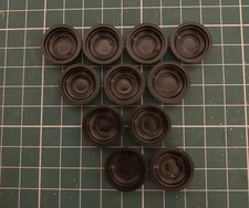 Subbuteo basi nere pesanti e dischi gialli x 11