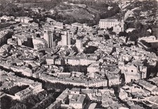 30 UZES CHATEAU DUCAL