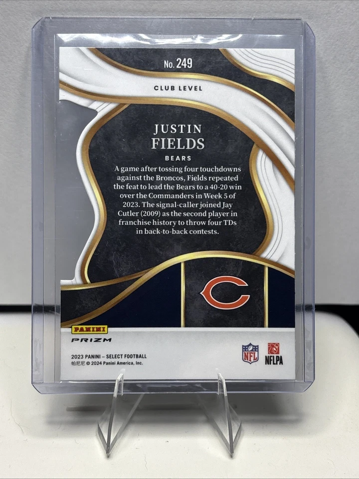 2023 Panini Select Club Level Justin Fields #249 Zebra Prizm Die-Cut Zebra Prizm - Image 2 of 2