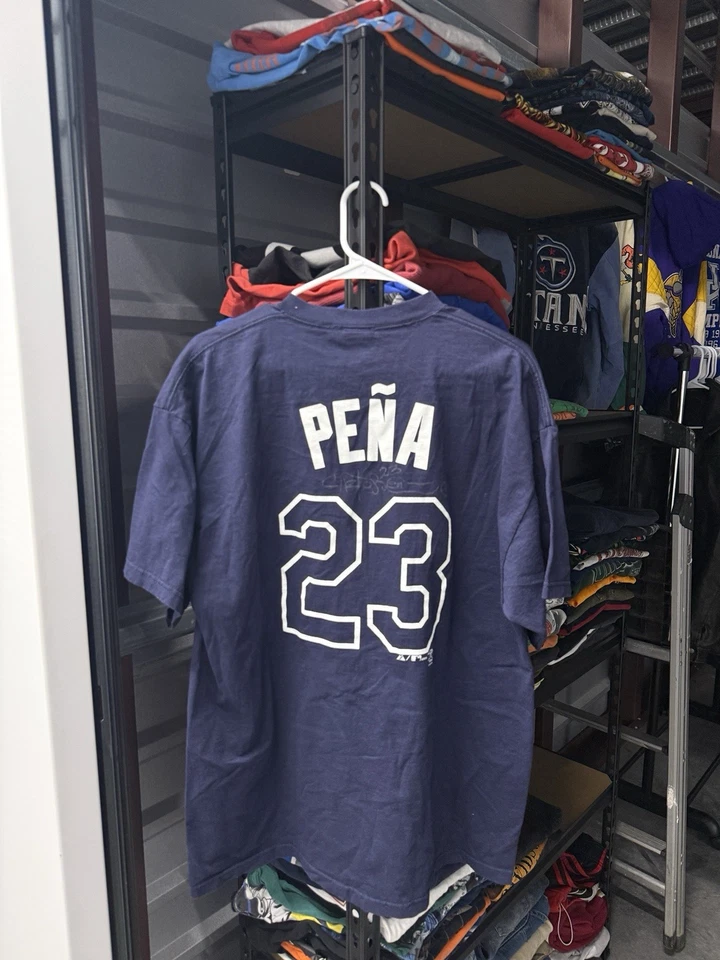 Camisa firmada por Carlos Peña de los Rays de Tampa Bay Foto 3 de 4