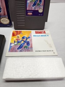 NES Mega Man 4 - Nintendo Entertainment System - complete in box CIB