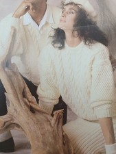 KNITTING PATTERN Ladies/Mens Aran Cable Jumper Round/V neck  32 - 42" (437)