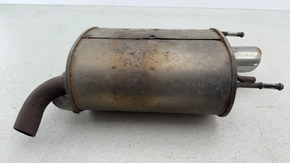 Silenciador de escape derecho Lexus Is250 2006-2013 fabricante original Foto 3 de 4