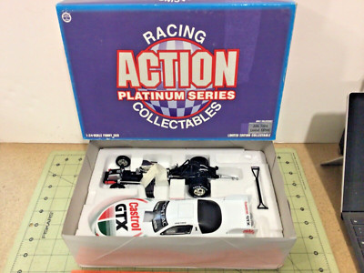 1:24 Action NHRA John Force Platinum Series Funny Car die cast