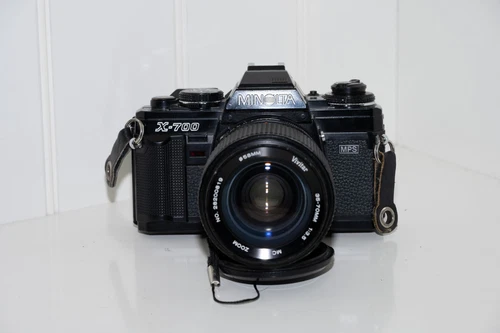 Minolta X-700 35mm SLR Camera + Vivitar 35-70mm f/3.5 Lens TESTED + WORKING