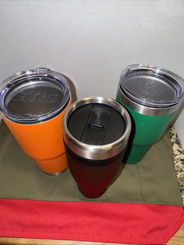 RTIC Orange and Green 30 oz & 20 oz Polar Tumbler Lot of 3 Pre-Owned with Lids - Image 2 of 4
