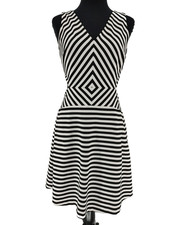 Michael Kors Woman Black White Stripe Fit&Flare Dress Size 6 Bodice Line Cut Out
