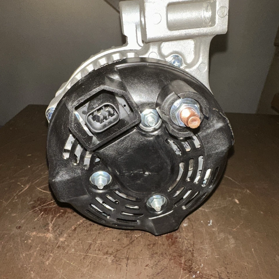 Alternador para Chevy Malibu 2008-2012 GMC Terrain 13-17 Saturn Vue Aura 08-10 Foto 3 de 4