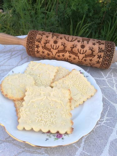 Christmas Elk Embossed Dough Roller Deer Engraved Rolling Pin Wooden Rolling - Picture 5 of 10