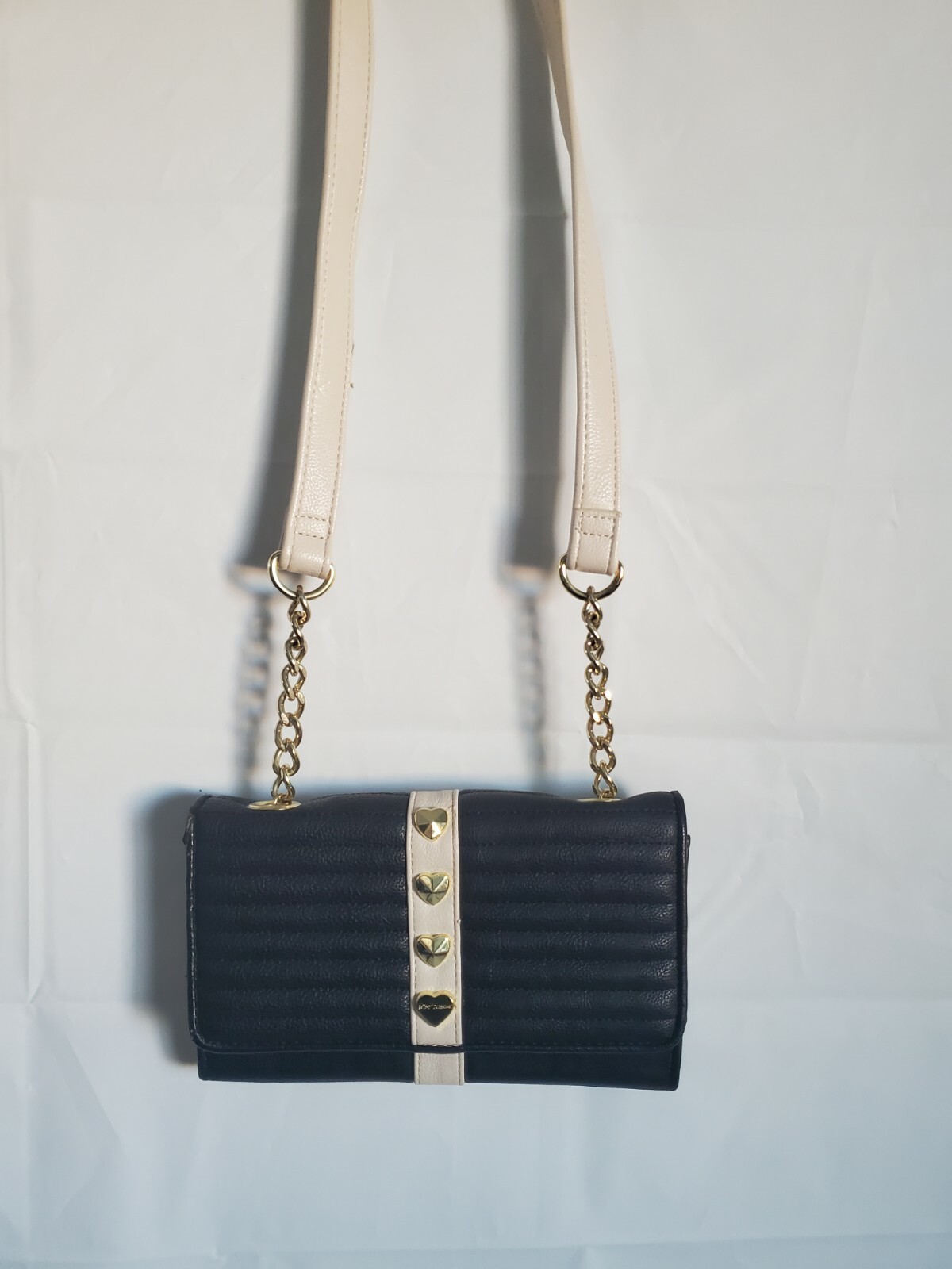 betsey johnson crossbody black purse