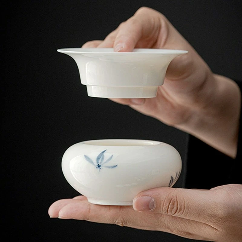 9cm Hand Painted Butterfly Orchid Ceramic Tea Filter Kung Fu Strainer Tea Set - Image 4 of 4