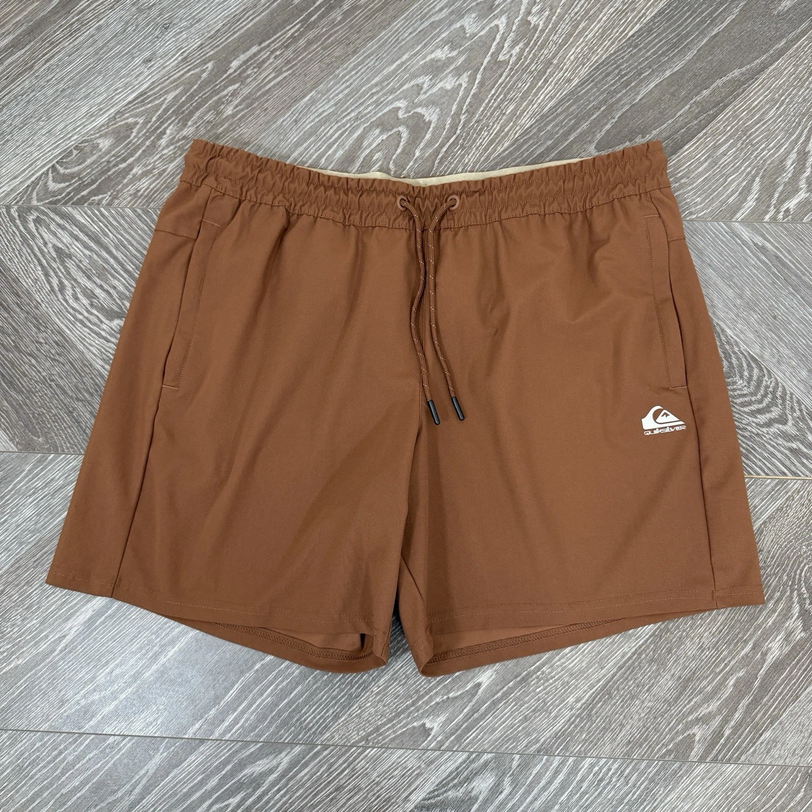 Quiksilver Dryflight Active Shorts Size XL Regular Fit Brown Drawstring Waist