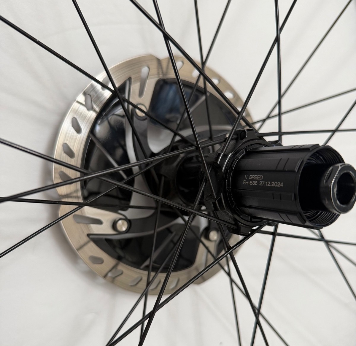 Cannondale HollowGram 35 Carbon Disc Brake Tubeless Wheelset 1592g