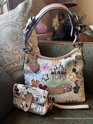 DISNEY PARKS DOONEY & BURKE RETIRED SKETCH LUCY BAG 100% AUTHENTIC W/ Wristlet