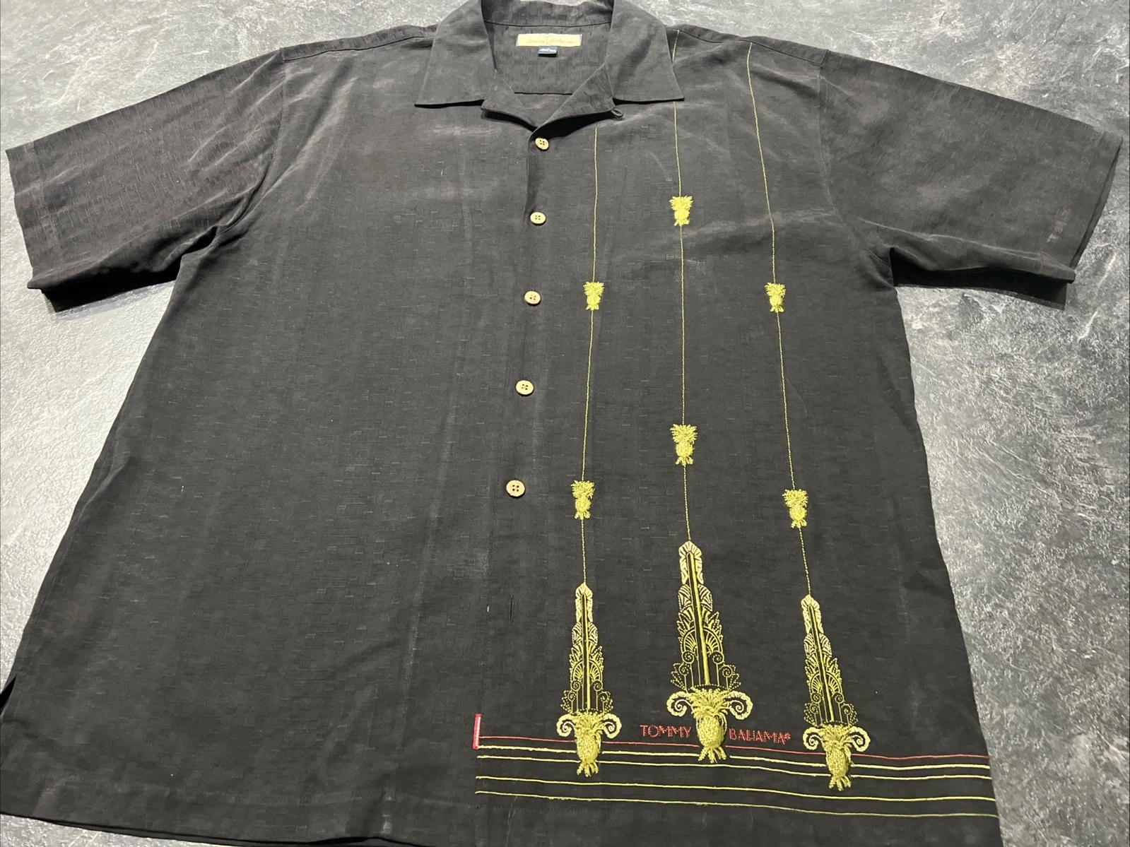 TOMMY BAHAMA Gold Pineapples Embroidered 100% Silk Hawaiian L Shirt Black