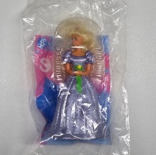 Vintage Barbie  Friends McDonald  s Happy Meal Toy Bridesmaid Skipper Doll 1994